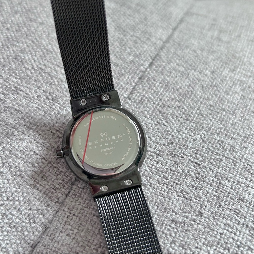 Skagen Denmark Ladies Watch - Picture 3 of 3